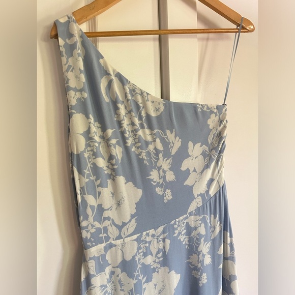 NEW Reformation Evelyn Maxi Dress One Shoulder Side Slit Aliso Blue Floral  sz 4 - Picture 11 of 15